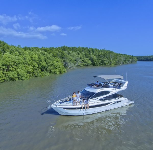 Du thuyền sài gòn